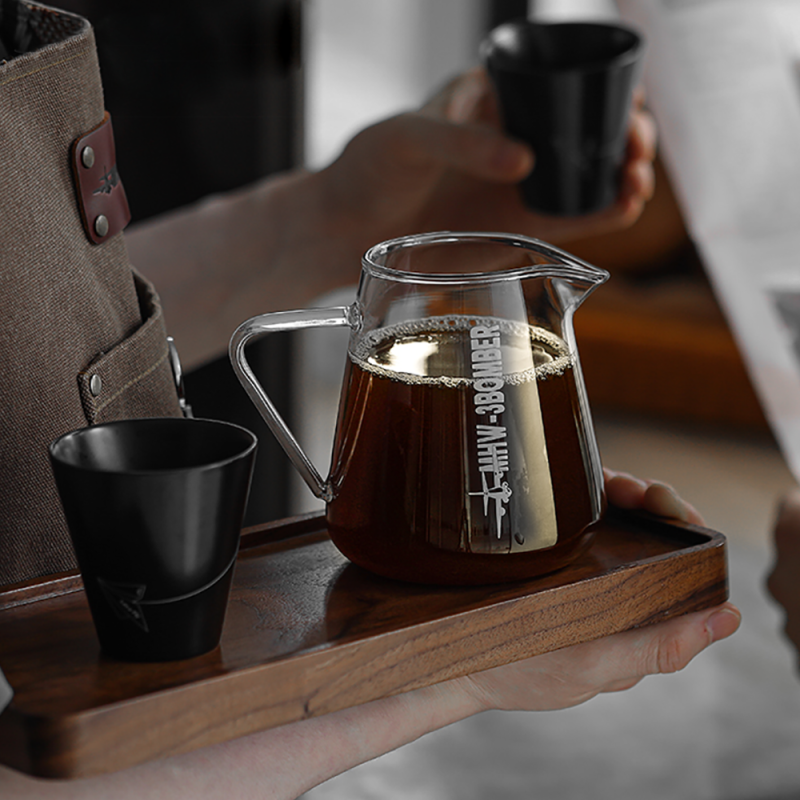 JARRA | MHW3Bomber | Jarra de Café Elf 500ml Gris